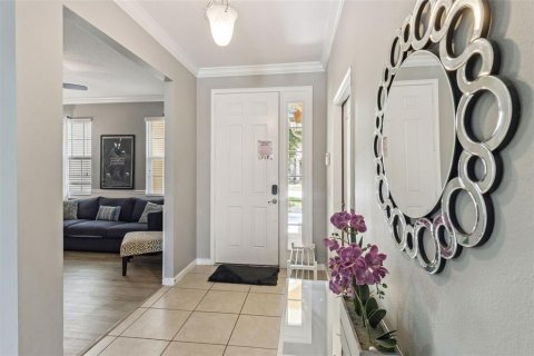 House in Davenport, Florida 6 bedrooms, 292.55 sq.m. № 2213767 - photo 5