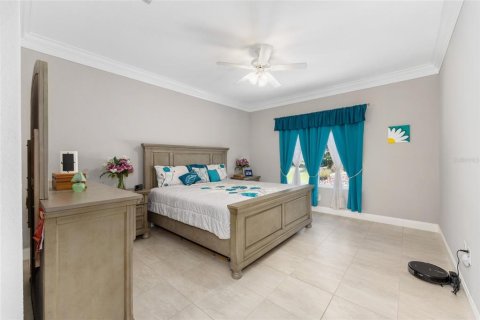 House in Summerfield, Florida 2 bedrooms, 158.68 sq.m. № 1907718 - photo 16
