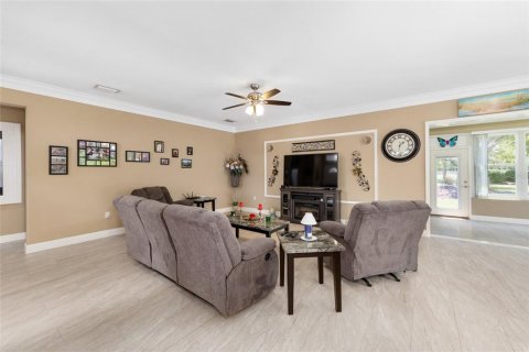 House in Summerfield, Florida 2 bedrooms, 158.68 sq.m. № 1907718 - photo 7