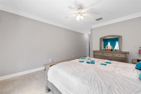 House in Summerfield, Florida 2 bedrooms, 158.68 sq.m. № 1907718 - photo 18