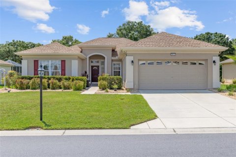 House in Summerfield, Florida 2 bedrooms, 158.68 sq.m. № 1907718 - photo 2