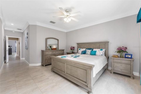 House in Summerfield, Florida 2 bedrooms, 158.68 sq.m. № 1907718 - photo 17