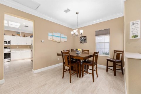 House in Summerfield, Florida 2 bedrooms, 158.68 sq.m. № 1907718 - photo 14
