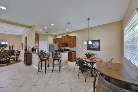 House in Sanford, Florida 3 bedrooms, 190.26 sq.m. № 1741029 - photo 3
