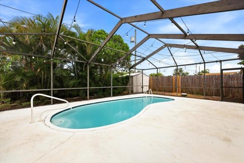 Casa en venta en Pinellas Park, Florida, 2 dormitorios, 93.37 m2 № 2258630 - foto 25