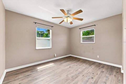 Casa en venta en Pinellas Park, Florida, 2 dormitorios, 93.37 m2 № 2258630 - foto 14