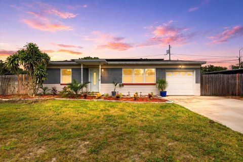 Casa en venta en Pinellas Park, Florida, 2 dormitorios, 93.37 m2 № 2258630 - foto 29