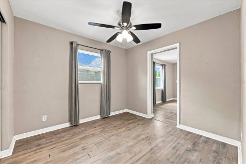 Casa en venta en Pinellas Park, Florida, 2 dormitorios, 93.37 m2 № 2258630 - foto 17