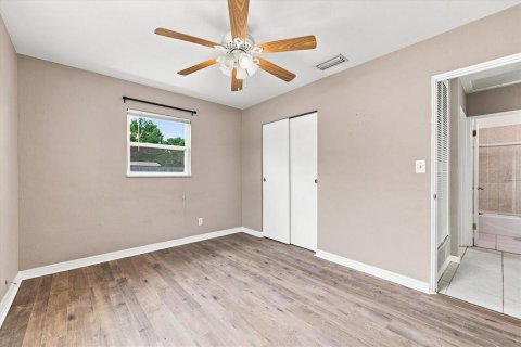 Casa en venta en Pinellas Park, Florida, 2 dormitorios, 93.37 m2 № 2258630 - foto 15