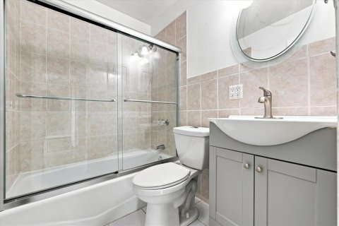 Casa en venta en Pinellas Park, Florida, 2 dormitorios, 93.37 m2 № 2258630 - foto 16
