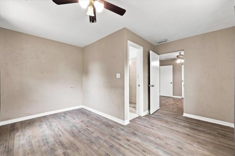 Casa en venta en Pinellas Park, Florida, 2 dormitorios, 93.37 m2 № 2258630 - foto 21
