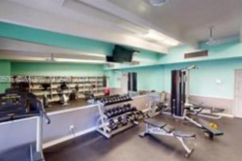 Condo in Aventura, Florida, 2 bedrooms  № 2001518 - photo 25