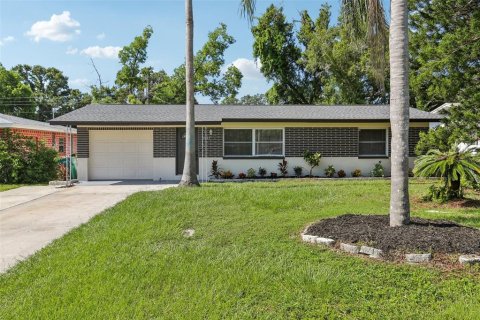 Villa ou maison à vendre à Clearwater, Floride: 3 chambres, 126.81 m2 № 1851400 - photo 1
