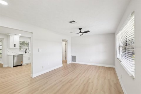 Villa ou maison à vendre à Clearwater, Floride: 3 chambres, 126.81 m2 № 1851400 - photo 6