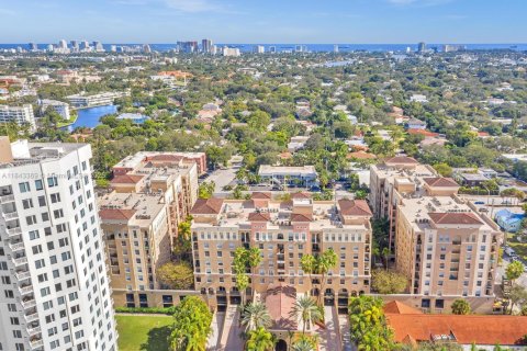 Condominio en alquiler en Fort Lauderdale, Florida, 1 dormitorio, 73.67 m2 № 1936653 - foto 4