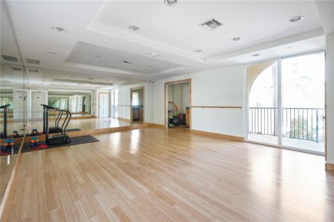 Condominio en alquiler en Fort Lauderdale, Florida, 1 dormitorio, 73.67 m2 № 1936653 - foto 22