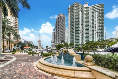 Condominio en alquiler en Fort Lauderdale, Florida, 1 dormitorio, 73.67 m2 № 1936653 - foto 28