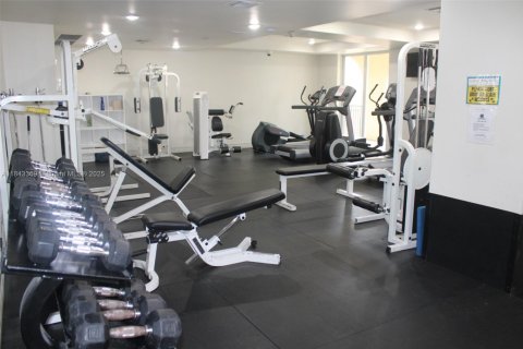 Condominio en alquiler en Fort Lauderdale, Florida, 1 dormitorio, 73.67 m2 № 1936653 - foto 24
