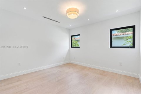 Villa ou maison à vendre à Coral Gables, Floride: 4 chambres, 283.35 m2 № 2085421 - photo 30
