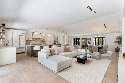 Villa ou maison à vendre à Coral Gables, Floride: 4 chambres, 283.35 m2 № 2085421 - photo 9