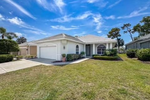 Villa ou maison à vendre à Weeki Wachee, Floride: 3 chambres, 231.42 m2 № 1650332 - photo 2