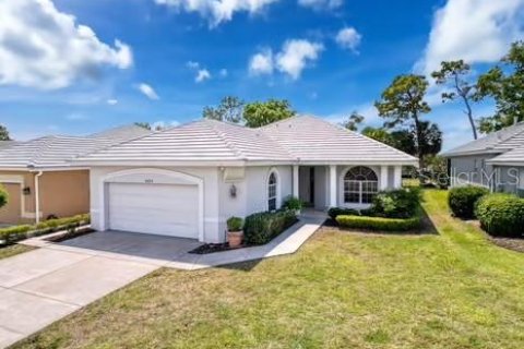 Villa ou maison à vendre à Weeki Wachee, Floride: 3 chambres, 231.42 m2 № 1650332 - photo 1