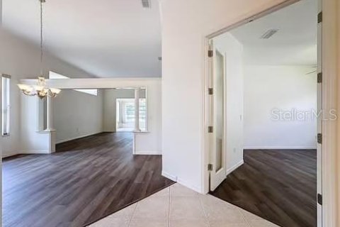 Villa ou maison à vendre à Weeki Wachee, Floride: 3 chambres, 231.42 m2 № 1650332 - photo 20