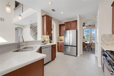 House in Winter Garden, Florida 4 bedrooms, 259.2 sq.m. № 1871149 - photo 13