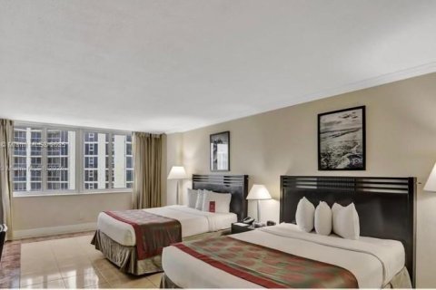 Купить кондоминиум в Санни-Айлс-Бич, Флорида 38.09м2, № 1957359 - фото 4