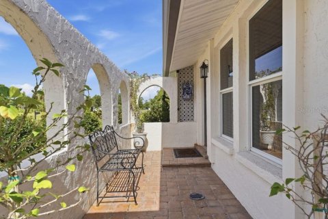Villa ou maison à vendre à Port Charlotte, Floride: 3 chambres, 164.44 m2 № 2196275 - photo 6