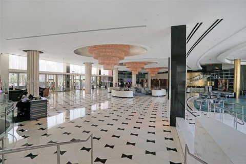 Condo in Miami Beach, Florida  № 1746188 - photo 15