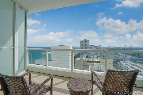 Condo in Miami Beach, Florida  № 1746188 - photo 5