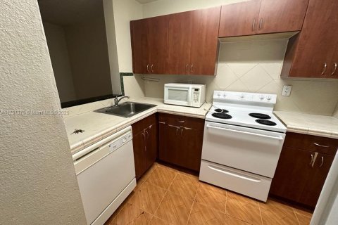 Copropriété à vendre à Miami, Floride: 2 chambres, 76.74 m2 № 1860444 - photo 14