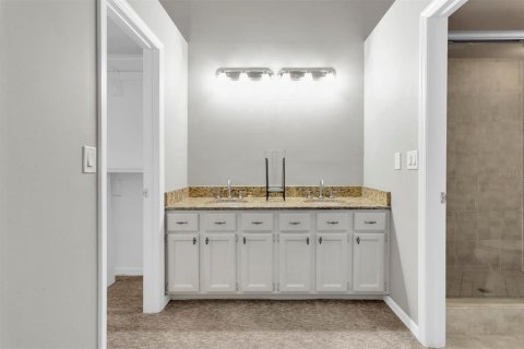 Townhouse in Tampa, Florida 2 bedrooms, 133.04 sq.m. № 1894633 - photo 22