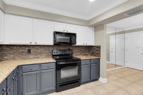 Townhouse in Tampa, Florida 2 bedrooms, 133.04 sq.m. № 1894633 - photo 13