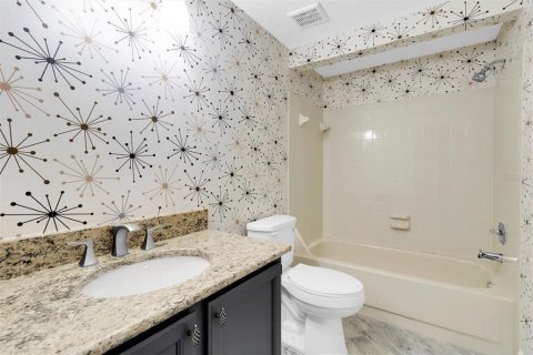 Townhouse in Tampa, Florida 2 bedrooms, 133.04 sq.m. № 1894633 - photo 27