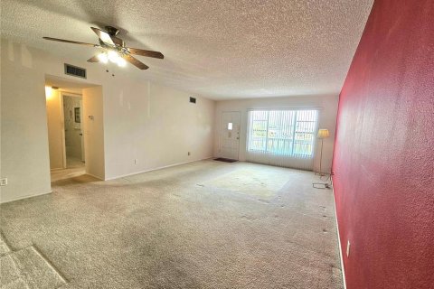 Condominio en venta en Clearwater, Florida, 2 dormitorios, 130.06 m2 № 2197930 - foto 8