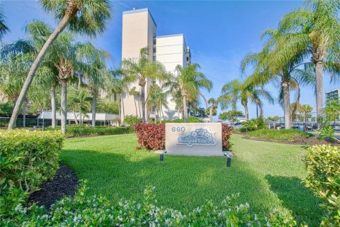 Condominio en alquiler en Clearwater, Florida, 2 dormitorios, 125.42 m2 № 1669864 - foto 1
