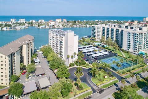 Condominio en alquiler en Clearwater, Florida, 2 dormitorios, 125.42 m2 № 1669864 - foto 4