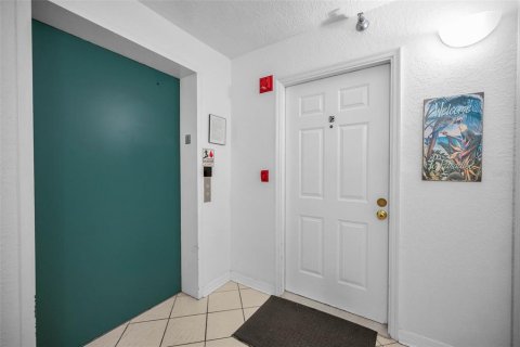 Condominio en venta en Indian Rocks Beach, Florida, 2 dormitorios, 128.21 m2 № 1773234 - foto 6