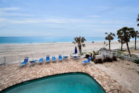 Condominio en venta en Indian Rocks Beach, Florida, 2 dormitorios, 128.21 m2 № 1773234 - foto 13