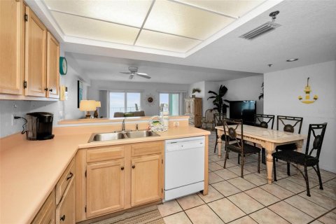Condominio en venta en Indian Rocks Beach, Florida, 2 dormitorios, 128.21 m2 № 1773234 - foto 27