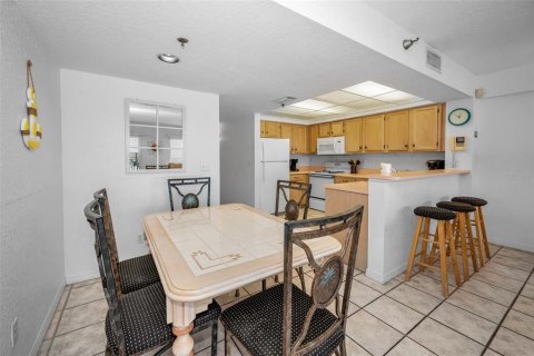 Condominio en venta en Indian Rocks Beach, Florida, 2 dormitorios, 128.21 m2 № 1773234 - foto 23