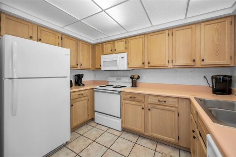 Condominio en venta en Indian Rocks Beach, Florida, 2 dormitorios, 128.21 m2 № 1773234 - foto 25