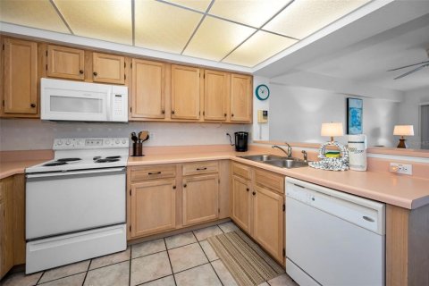 Condominio en venta en Indian Rocks Beach, Florida, 2 dormitorios, 128.21 m2 № 1773234 - foto 26