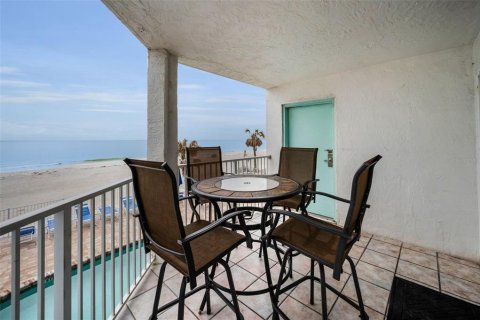 Condominio en venta en Indian Rocks Beach, Florida, 2 dormitorios, 128.21 m2 № 1773234 - foto 14