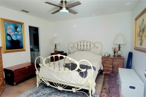 Condo in Altamonte Springs, Florida, 3 bedrooms  № 1805706 - photo 9