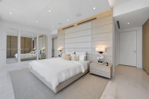 Condo in Miami, Florida, 5 bedrooms  № 2182014 - photo 14