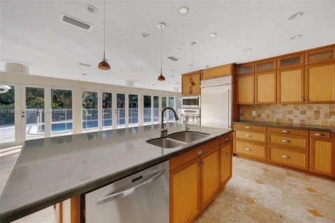 Casa en alquiler en Pinecrest, Florida, 4 dormitorios, 287.63 m2 № 2023695 - foto 7