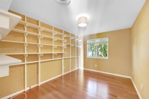 Casa en alquiler en Pinecrest, Florida, 4 dormitorios, 287.63 m2 № 2023695 - foto 17